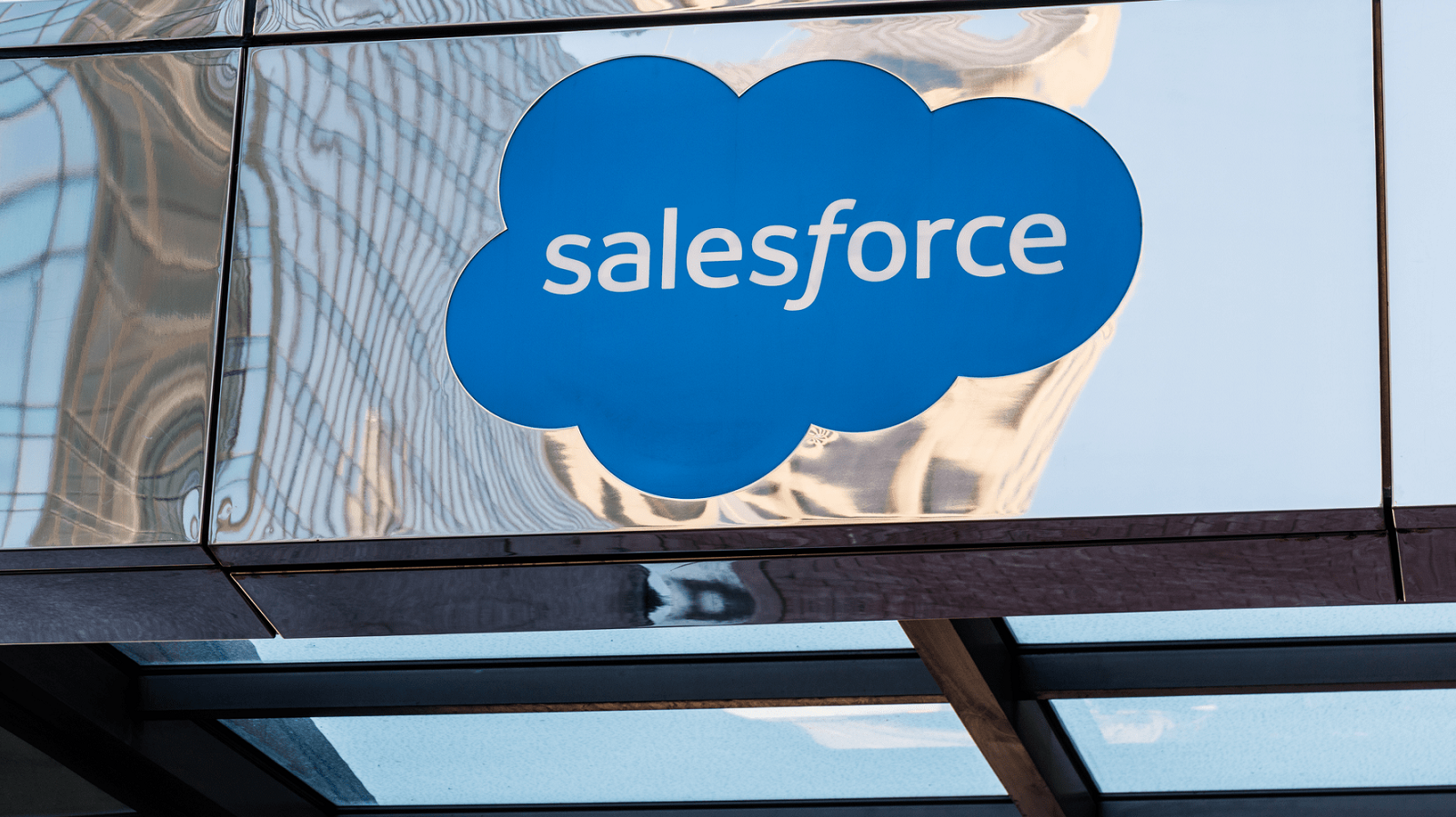 The latest 2021 Salesforce B2B Commerce Cloud Review