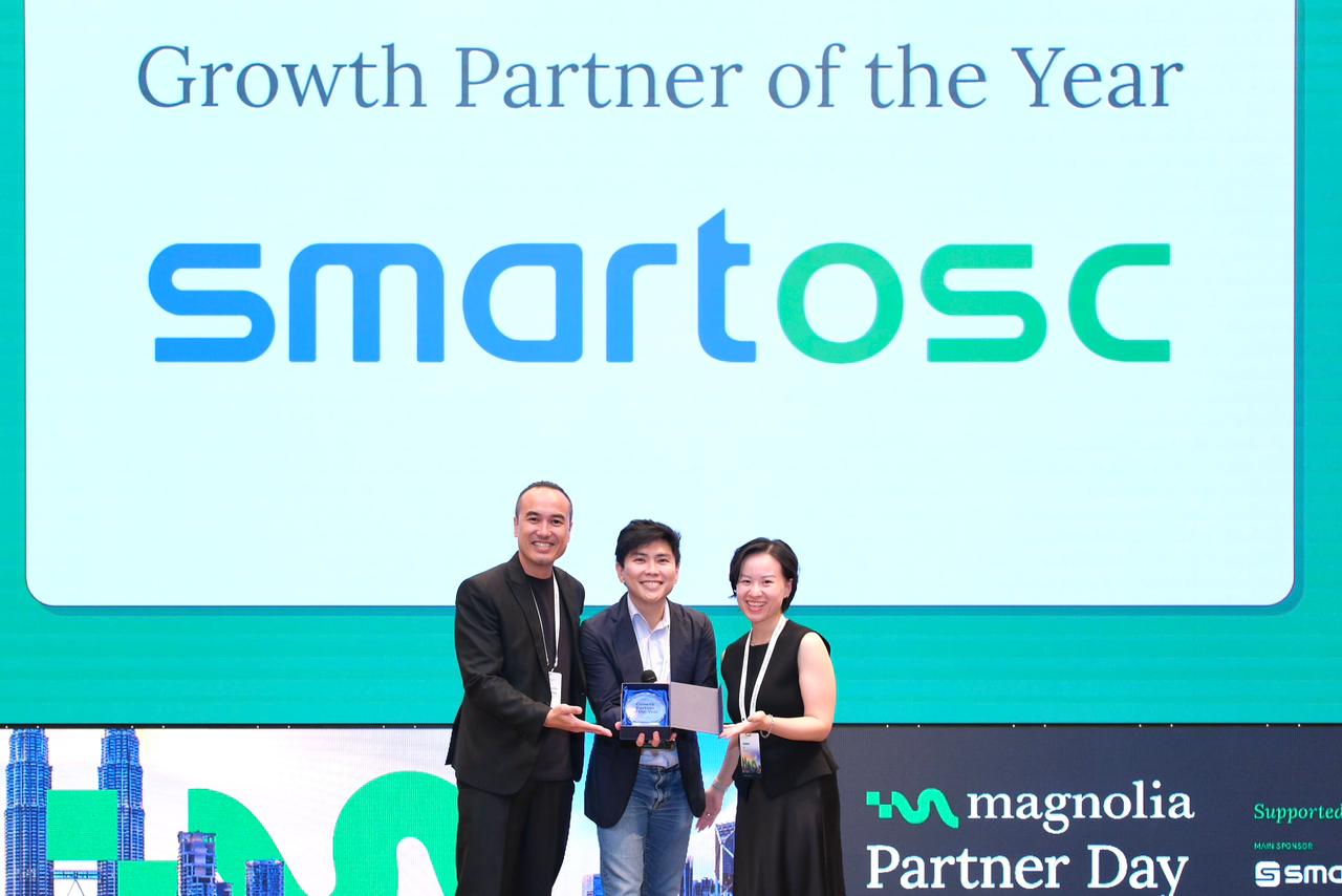 SmartOSC Honoured as “Growth Partner of the Year” at Magnolia’s APAC Partner Day 2025
